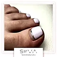 педикюр лавандовый с полоской